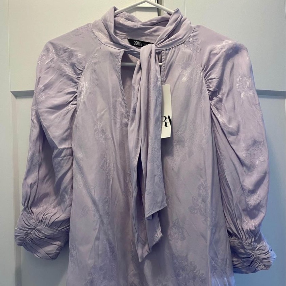 NWT Zara jacquard lilac blouse, size S